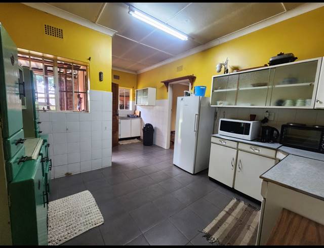 3 BEDROOM HOUSE FOR SALE IN THREE RIVERS